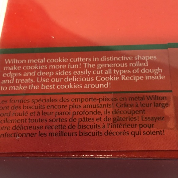 NIB 2006 Wilton Snowflake 4 Piece Cookie Cutters - Picture 3 of 5